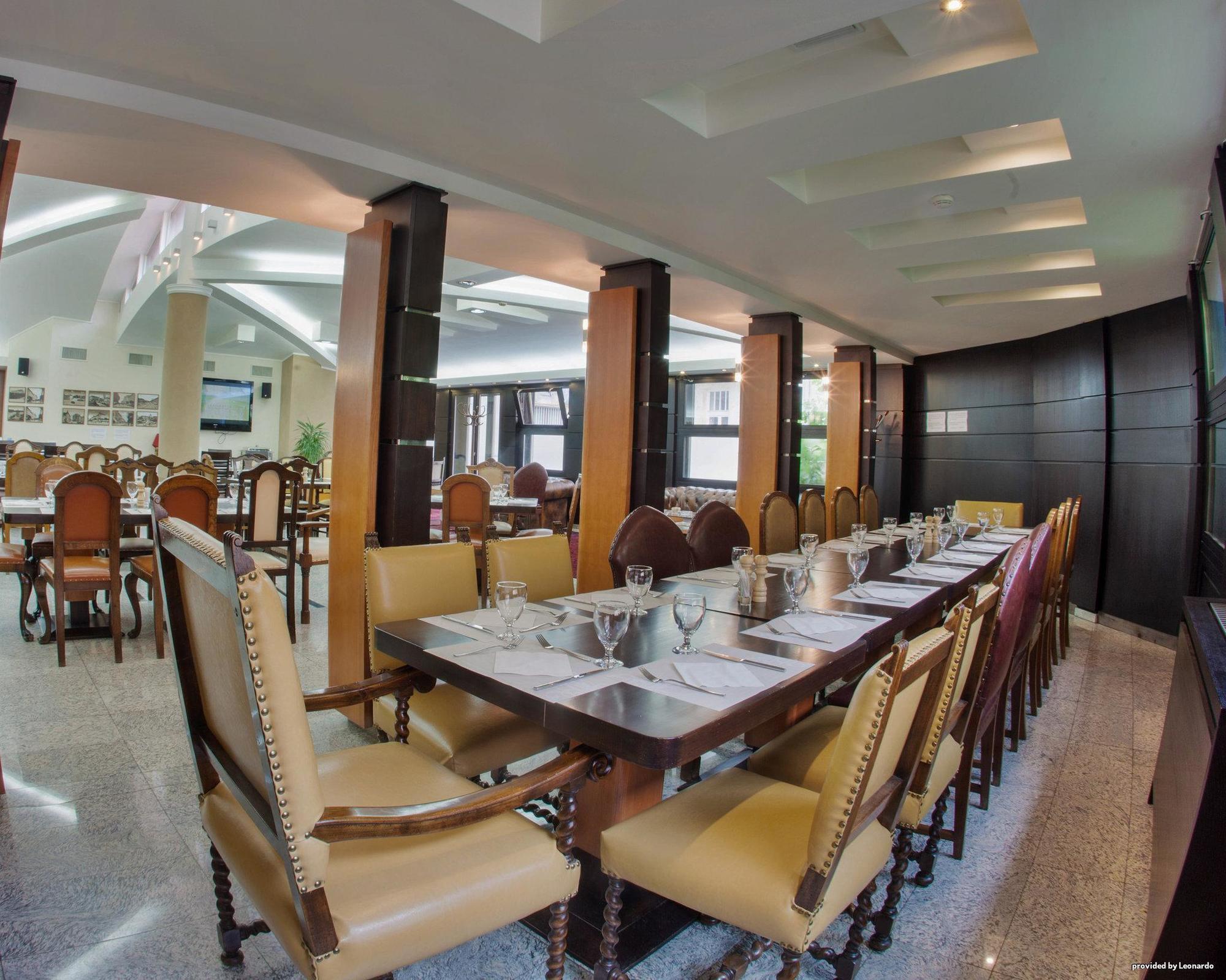 Hotel Forum Garni Subotica Esterno foto